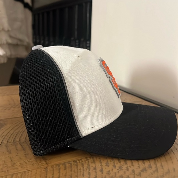 San Francisco Giants 39Thirty New Era Hat - size Small / Medium - Picture 3 of 10